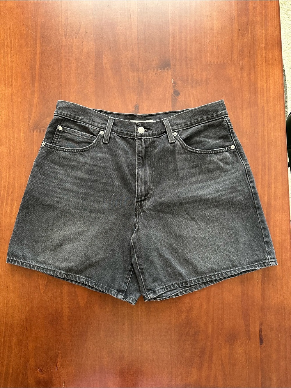 Levi’s Women's ‘94 Baggy Shorts Black Denim Shorts Size 32